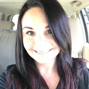 Meet your Posher, Liz